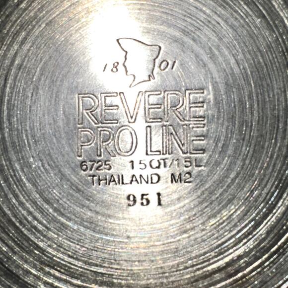 Revere Ware Pro Line 1.5Qt Copper Core Stainless Steel with Lid Saucepot - Picture 6 of 8